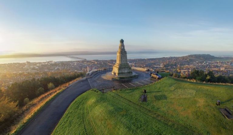 Hike to Dundee Law