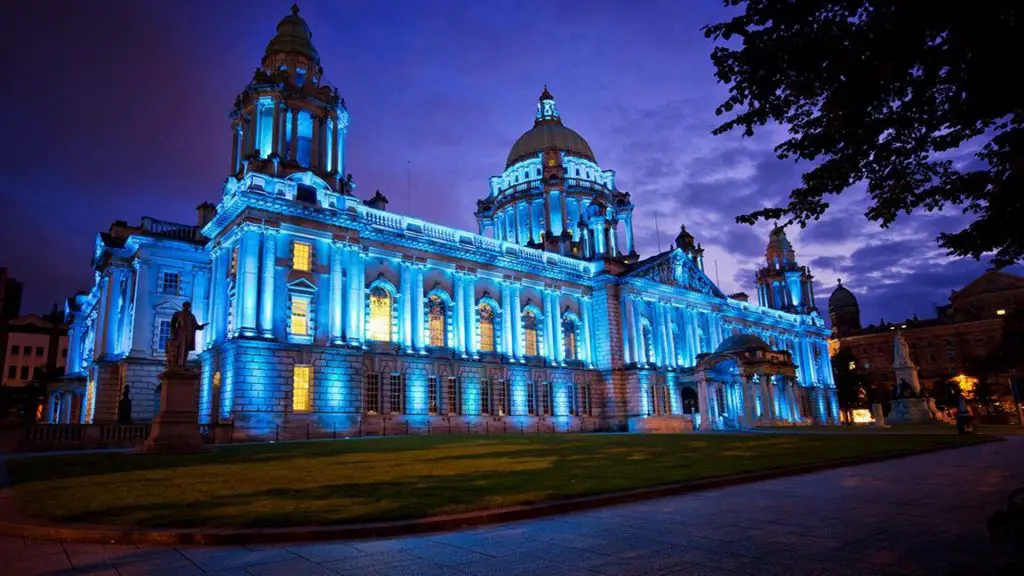 Tours of Belfast City Hall