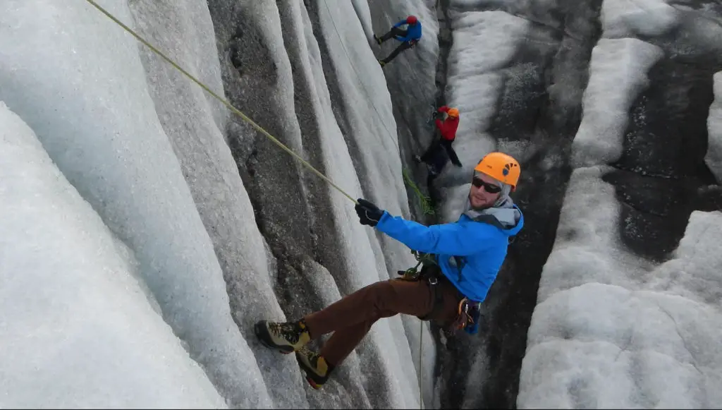 Glacier Skills and Ropework Course